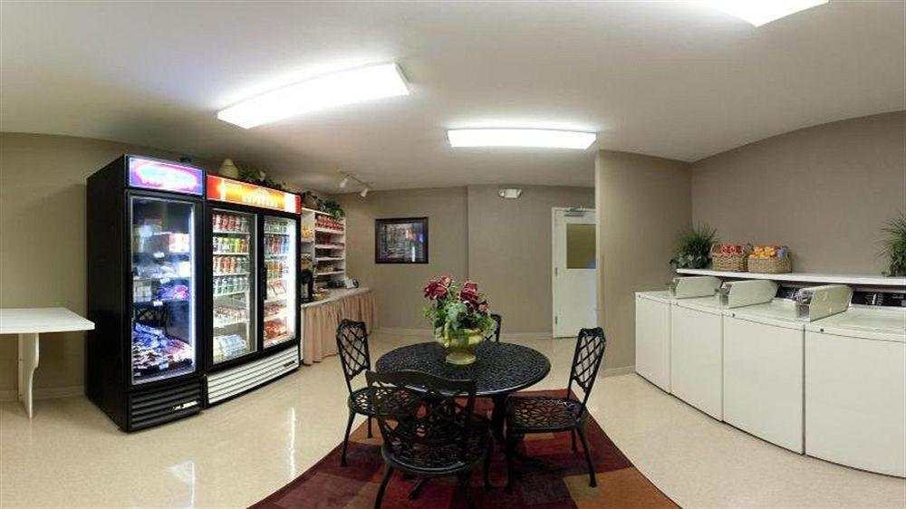 Sonesta Simply Suites St Louis Earth City Buitenkant foto