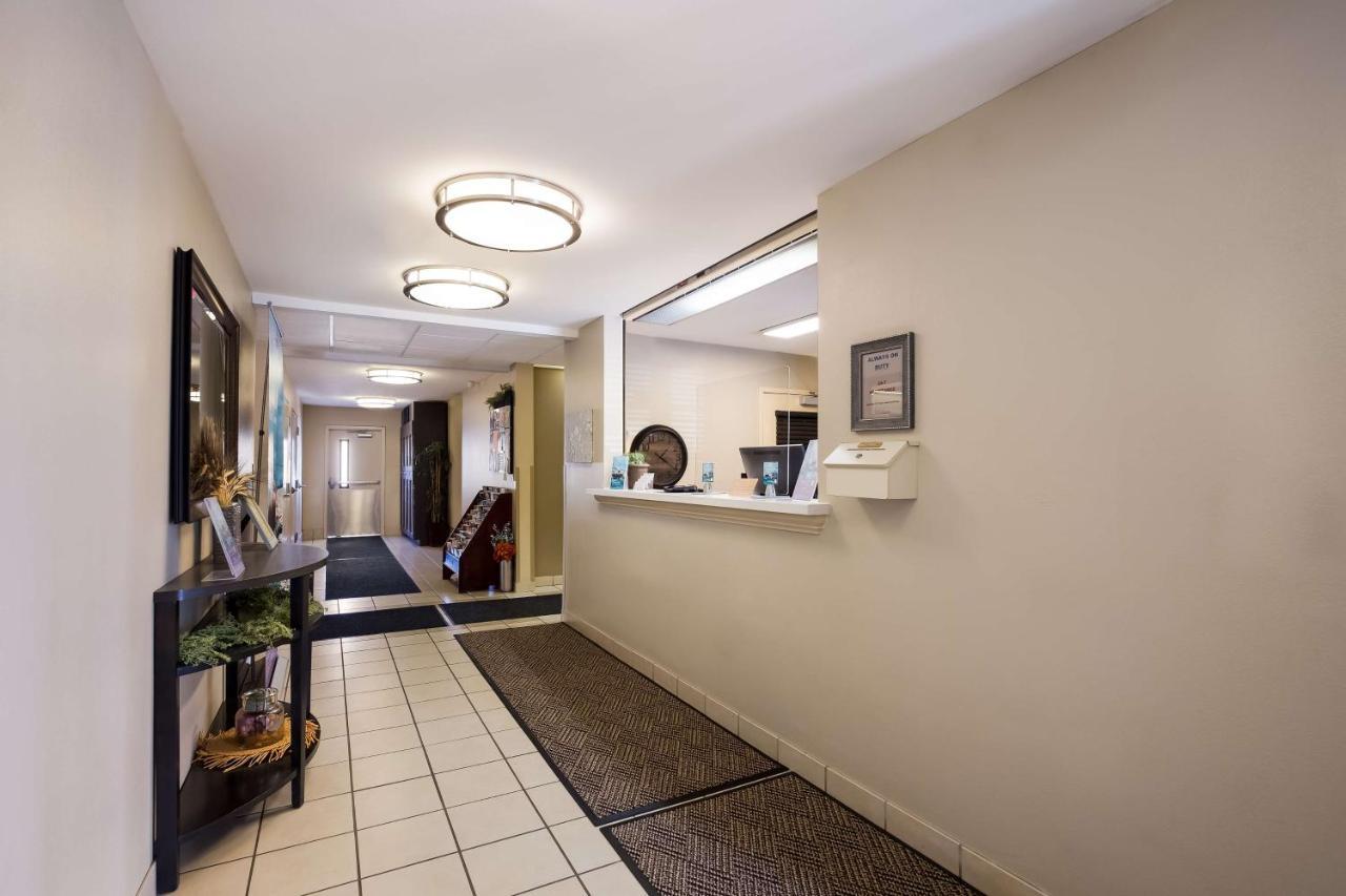Sonesta Simply Suites St Louis Earth City Buitenkant foto