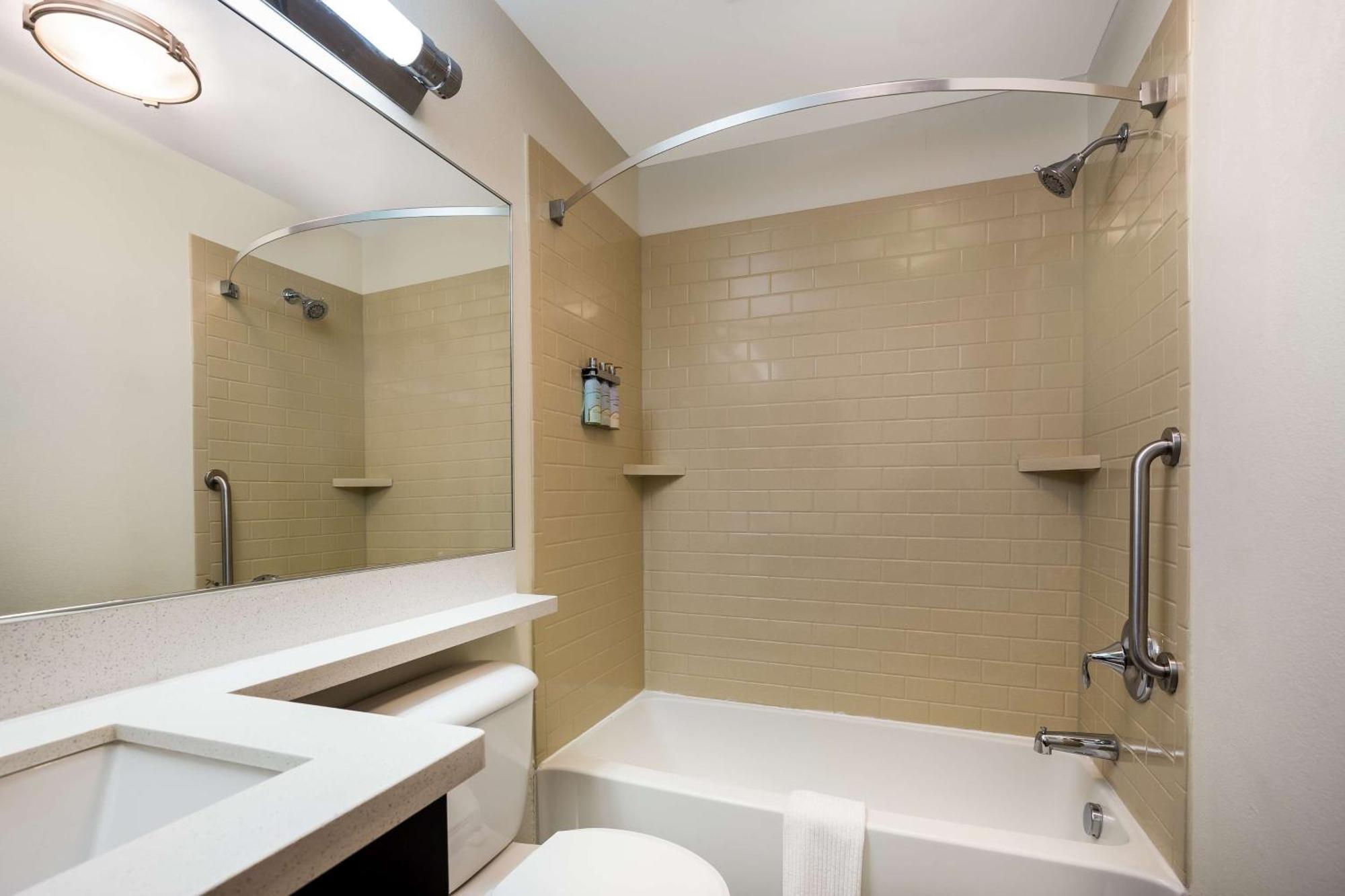 Sonesta Simply Suites St Louis Earth City Buitenkant foto