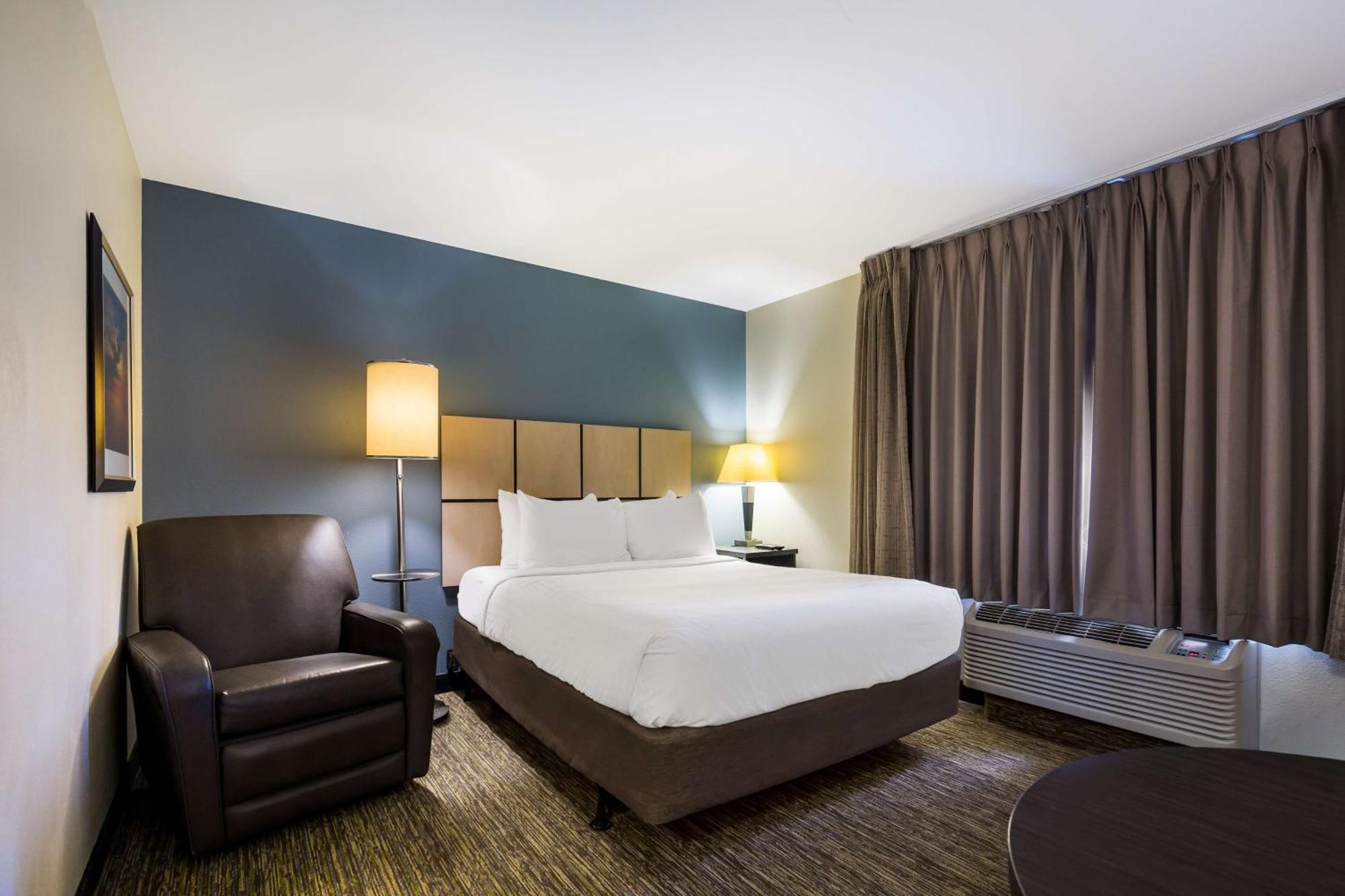 Sonesta Simply Suites St Louis Earth City Buitenkant foto