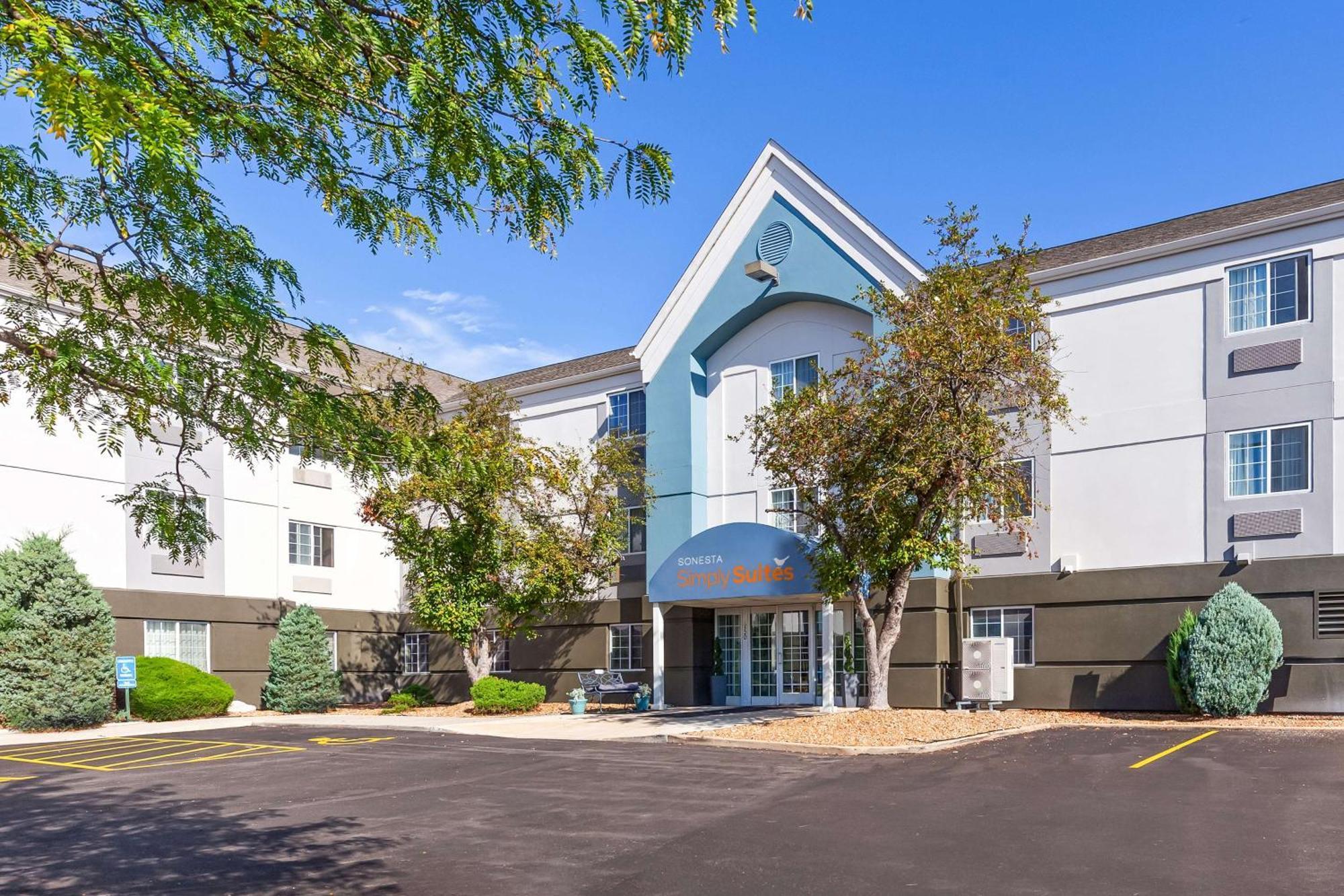 Sonesta Simply Suites St Louis Earth City Buitenkant foto